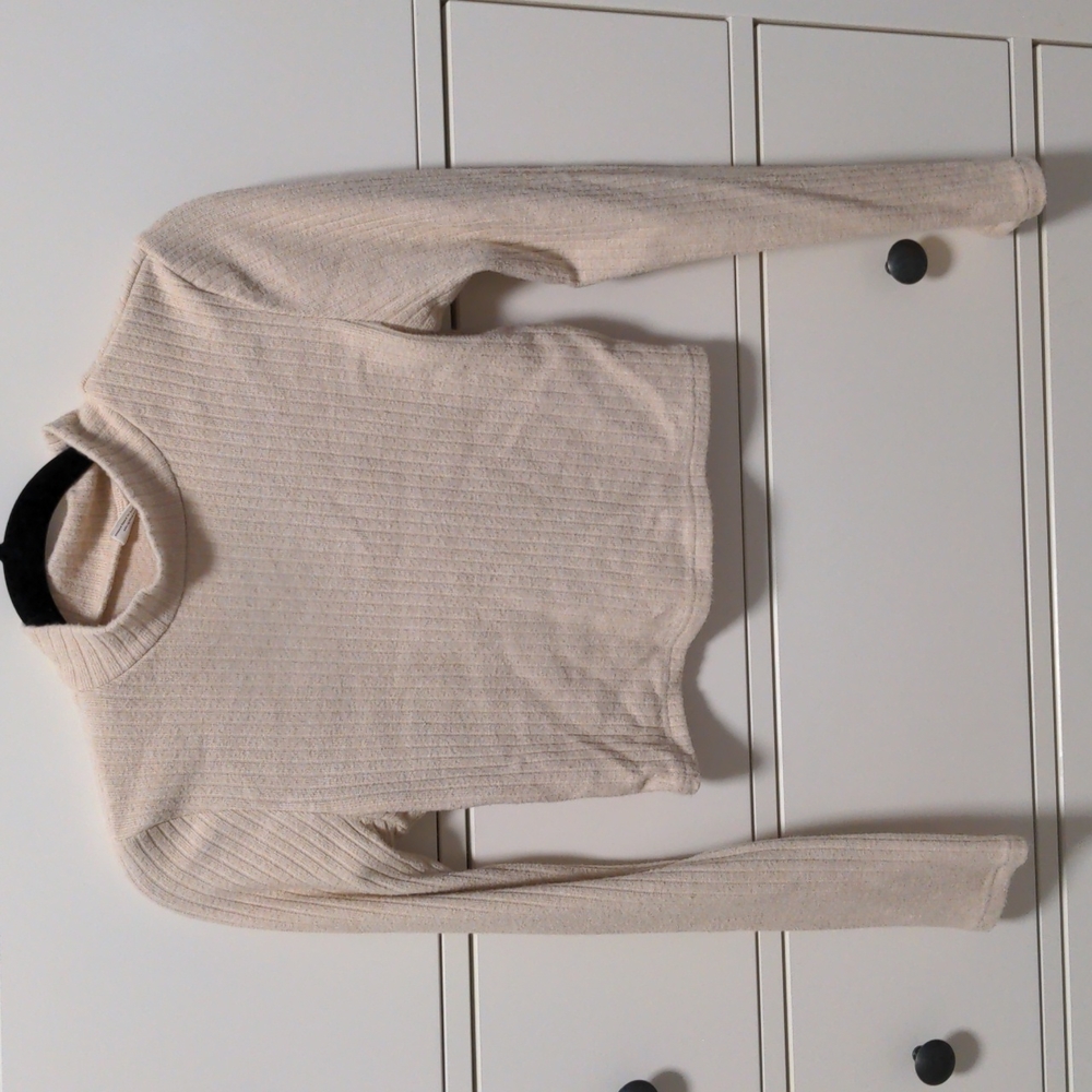 ogl cream ribbed cropped long-sleeve mock neck